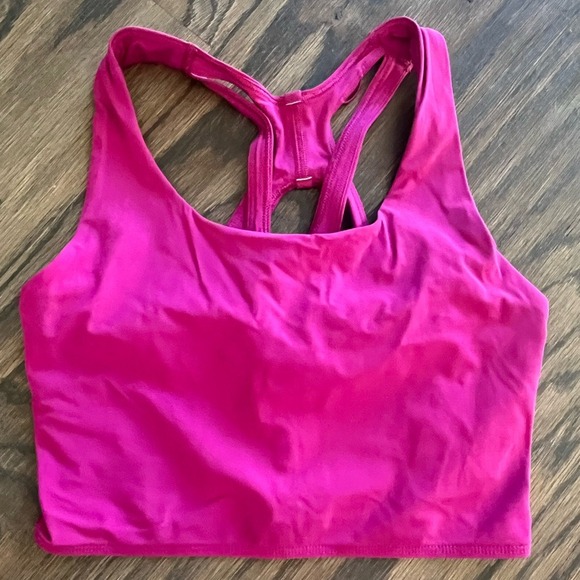 Lululemon Tops - Lululemon Stash It Bra Ripened Raspberry Pink Medium Support B/C Cup Size 4‎